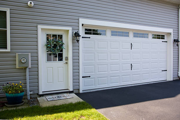 24/7 Emergency Garage Door Roller Replacement experts in Fredericksburg, VA
